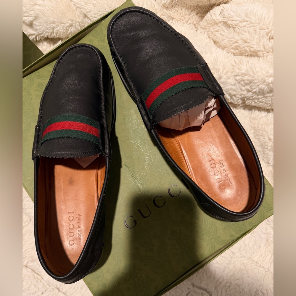 Gucci Black Leather Slip-Ons with Signature Stripe